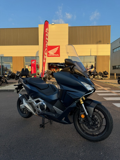 FORZA 750 - POITIERS