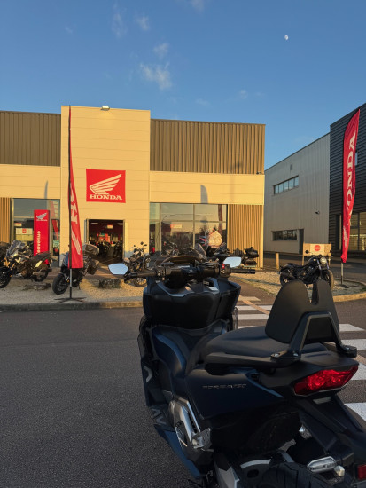 FORZA 750 - POITIERS