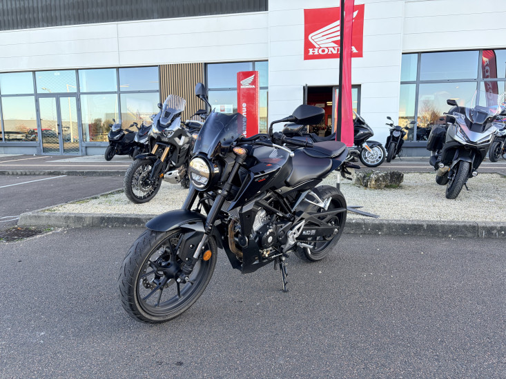 CB 125 R - POITIERS